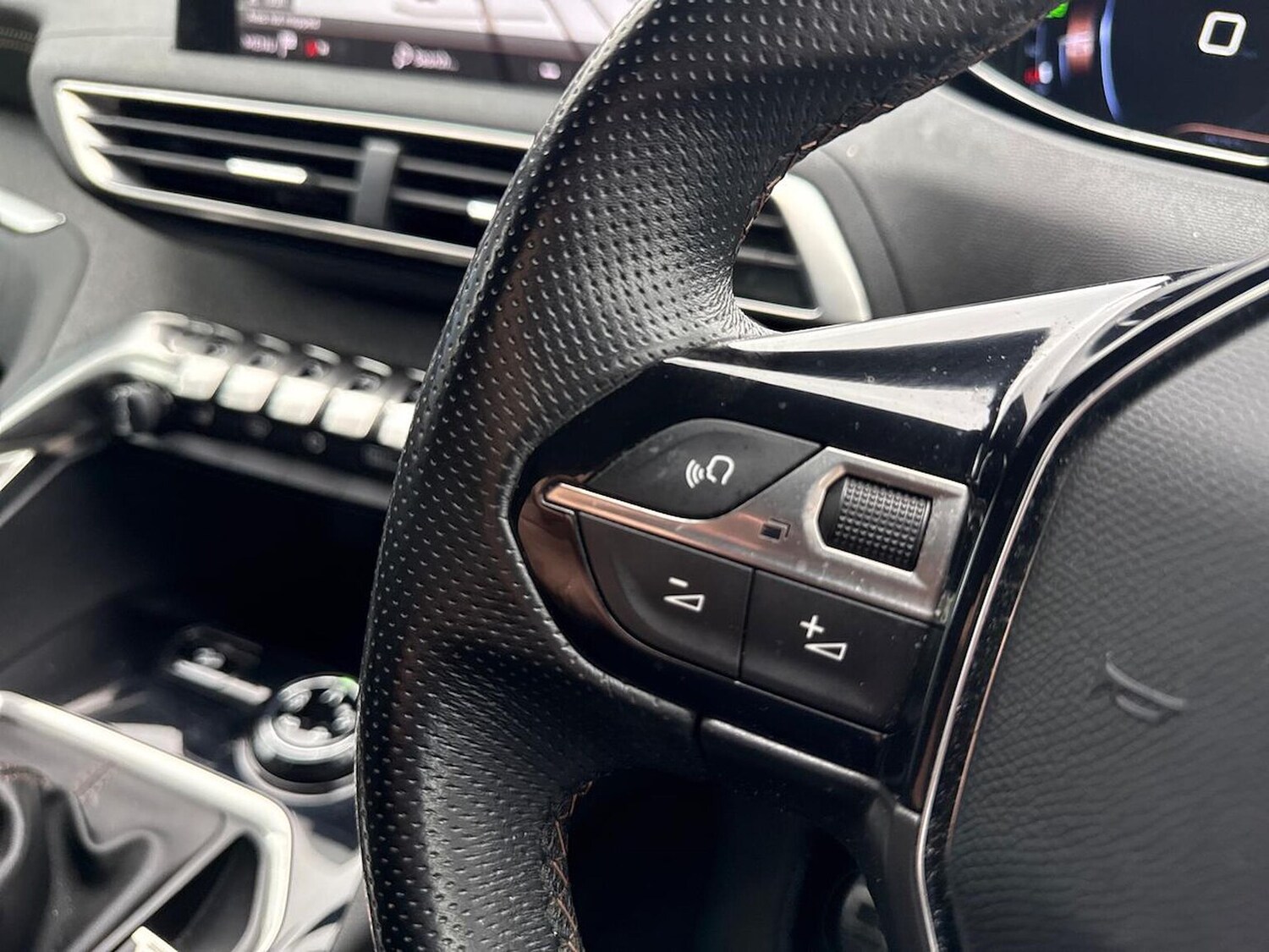 Used Peugeot 5008 2019 for sale - 78195327: Photo 27