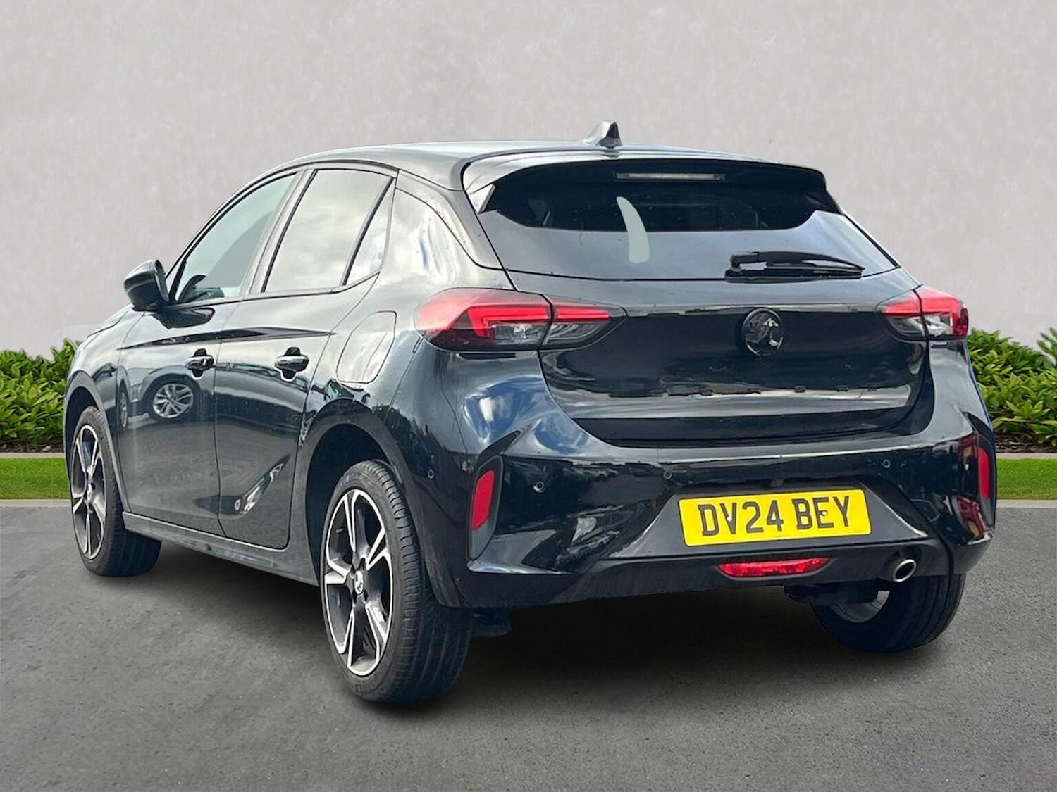 Used Vauxhall Corsa 2024 for sale - 77962270: Photo 2