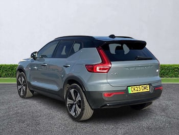 Used Volvo XC40 2023 for sale - 79868191: Photo