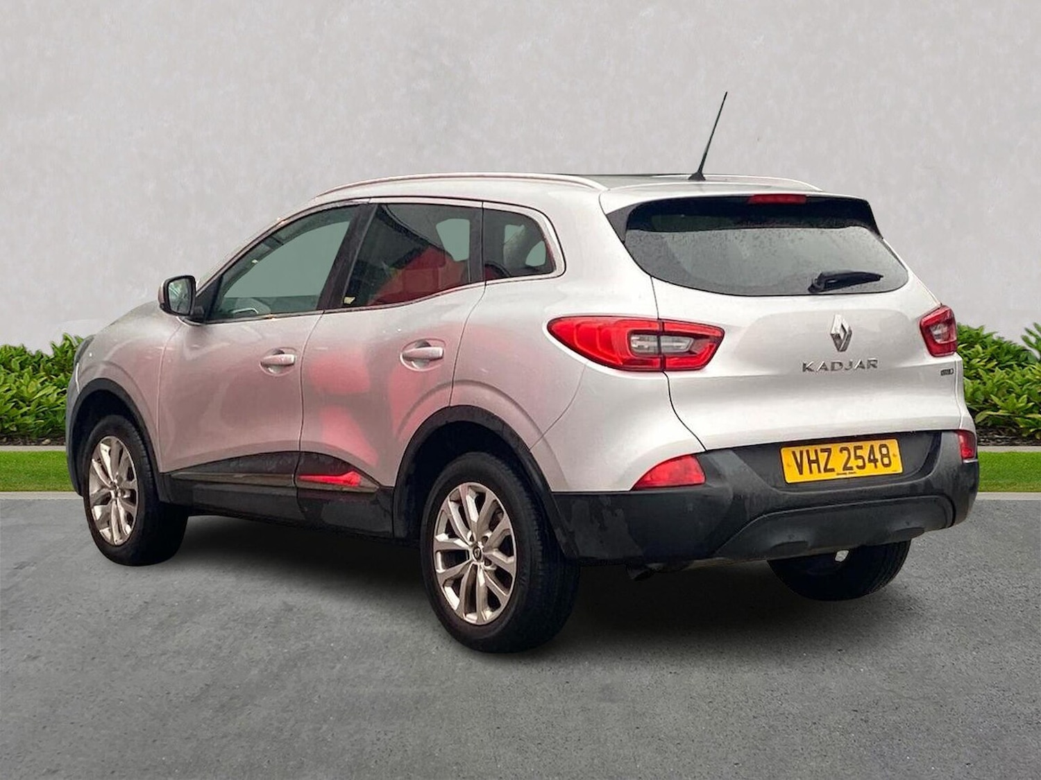 Used Renault Kadjar 2017 for sale - 76769989: Photo 2