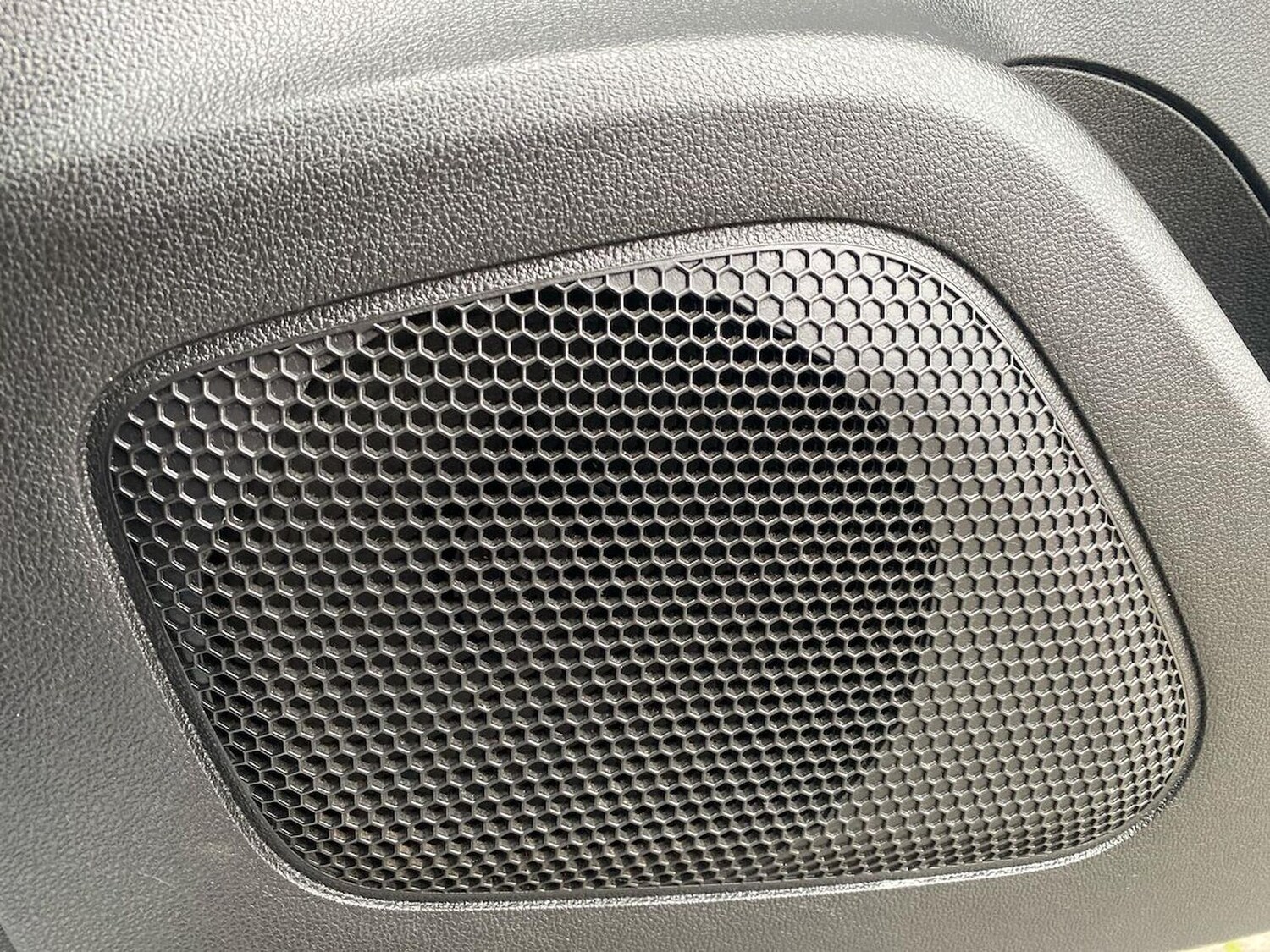 Used Renault Kadjar 2017 for sale - 76769989: Photo 30