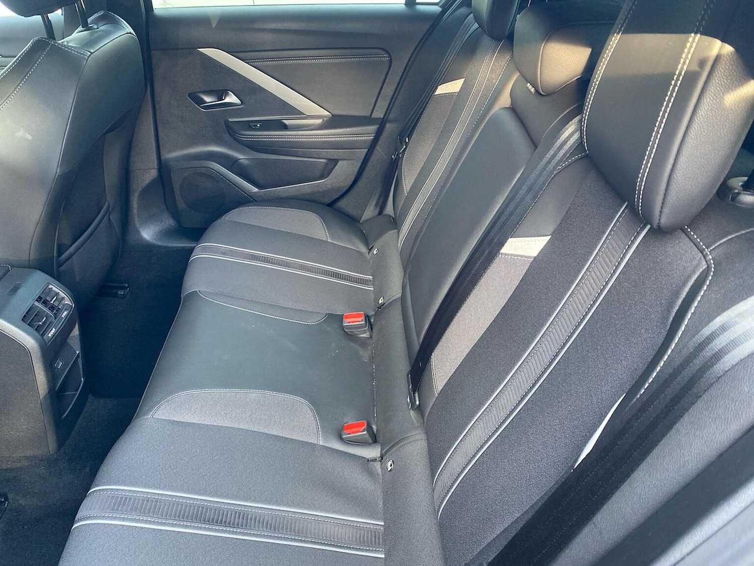 Used Vauxhall Astra 2023 for sale - 76655858: Photo 16