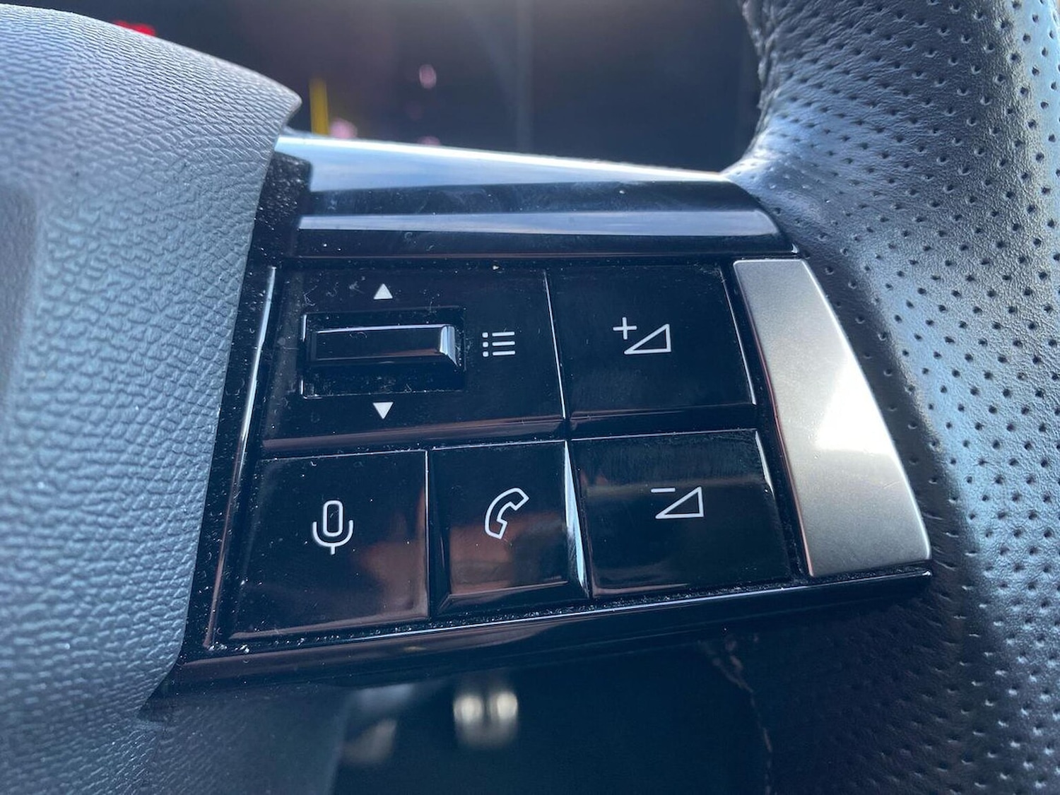 Used Vauxhall Astra 2023 for sale - 76655858: Photo 25