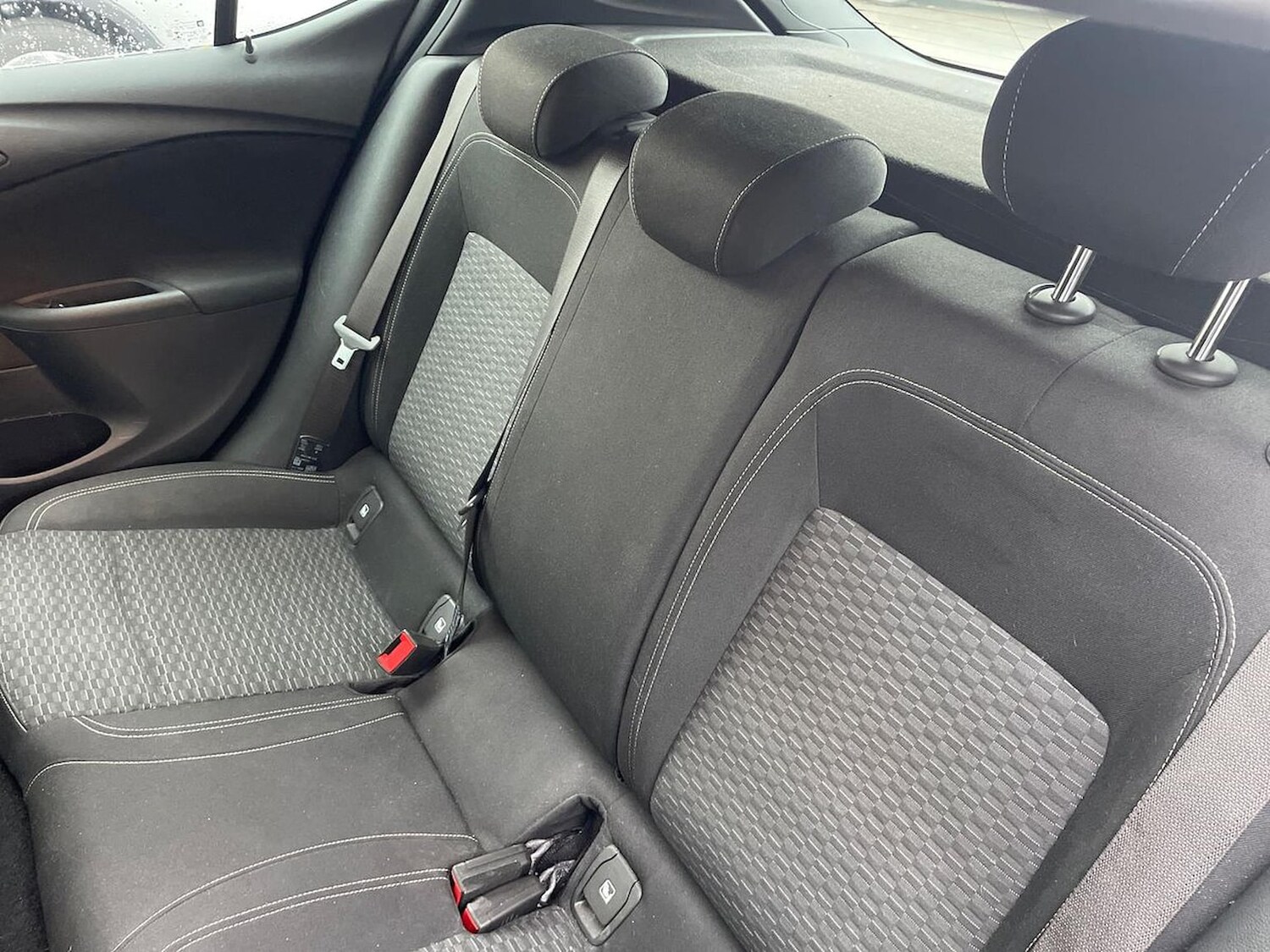 Used Vauxhall Astra 2017 for sale - 78195371: Photo 18