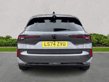 Used Vauxhall Astra 2024 for sale - 77707437: Photo