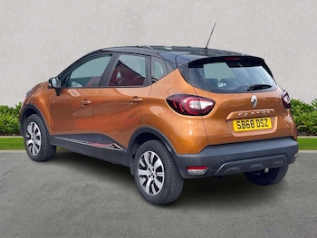 Used Renault Captur 2018 for sale - 78614861: Photo