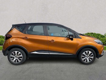 Used Renault Captur 2018 for sale - 78614861: Photo