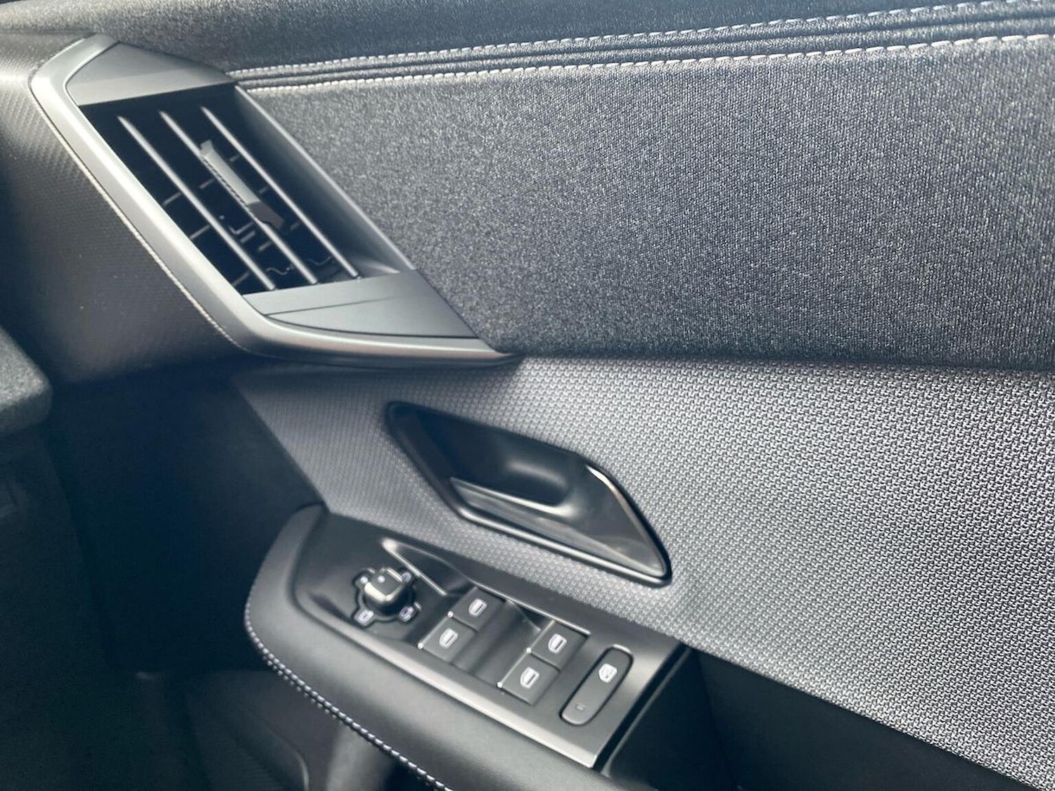 Used Vauxhall Grandland 2025 for sale - 76518620: Photo 21