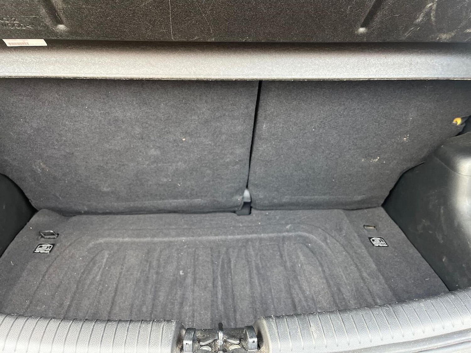 Used Hyundai i10 2017 for sale - 76735627: Photo 17