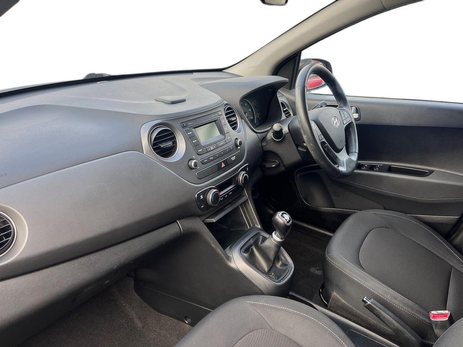 Used Hyundai i10 2017 for sale - 76735627: Photo 7