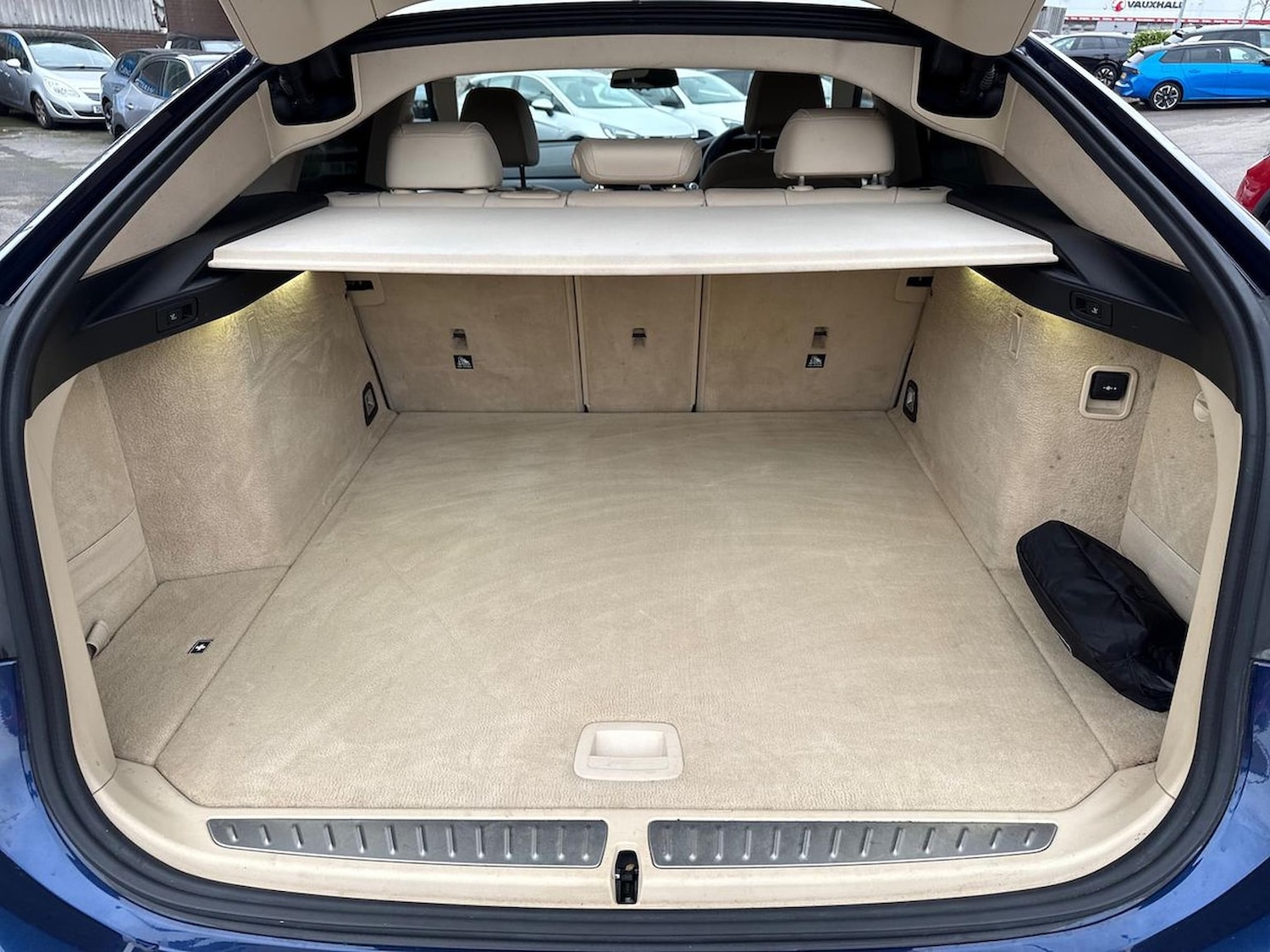 Used BMW 6 Series 2018 for sale - 76713180: Photo 17