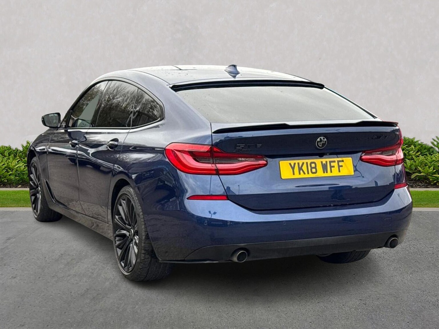 Used BMW 6 Series 2018 for sale - 76713180: Photo 2