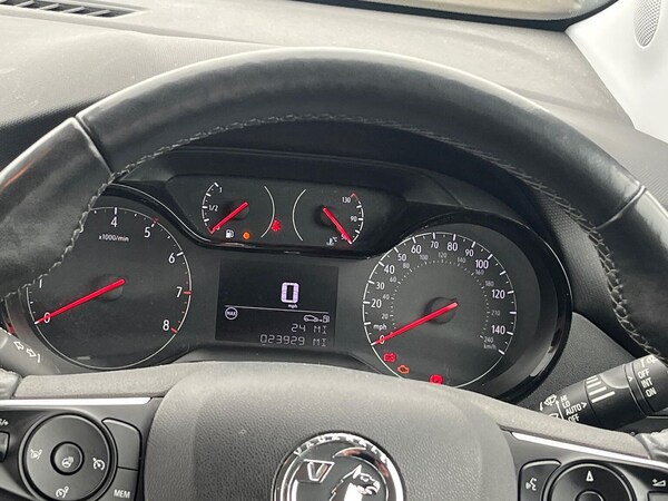 Used Vauxhall Crossland 2021 for sale - 76300823: Photo 10