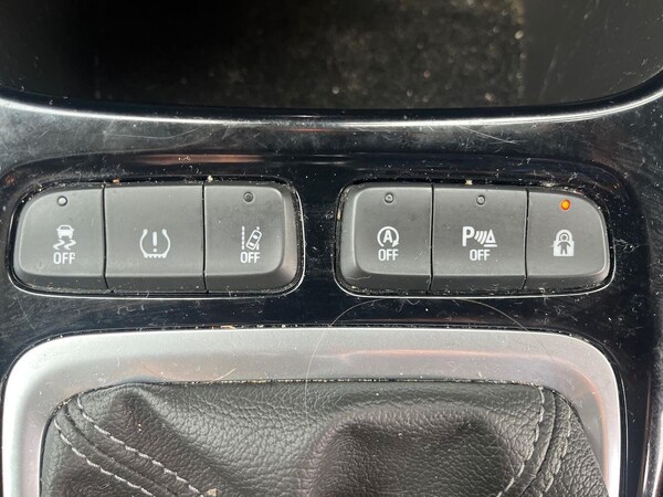Used Vauxhall Crossland 2021 for sale - 76300823: Photo 27