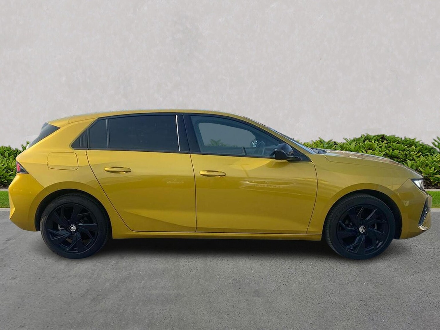 Used Vauxhall Astra 2023 for sale - 78195335: Photo 5