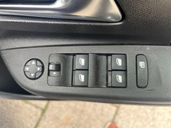 Used Vauxhall Corsa 2021 for sale - 76159541: Photo 21