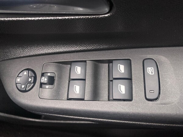 Used Vauxhall Corsa 2021 for sale - 76206099: Photo 21
