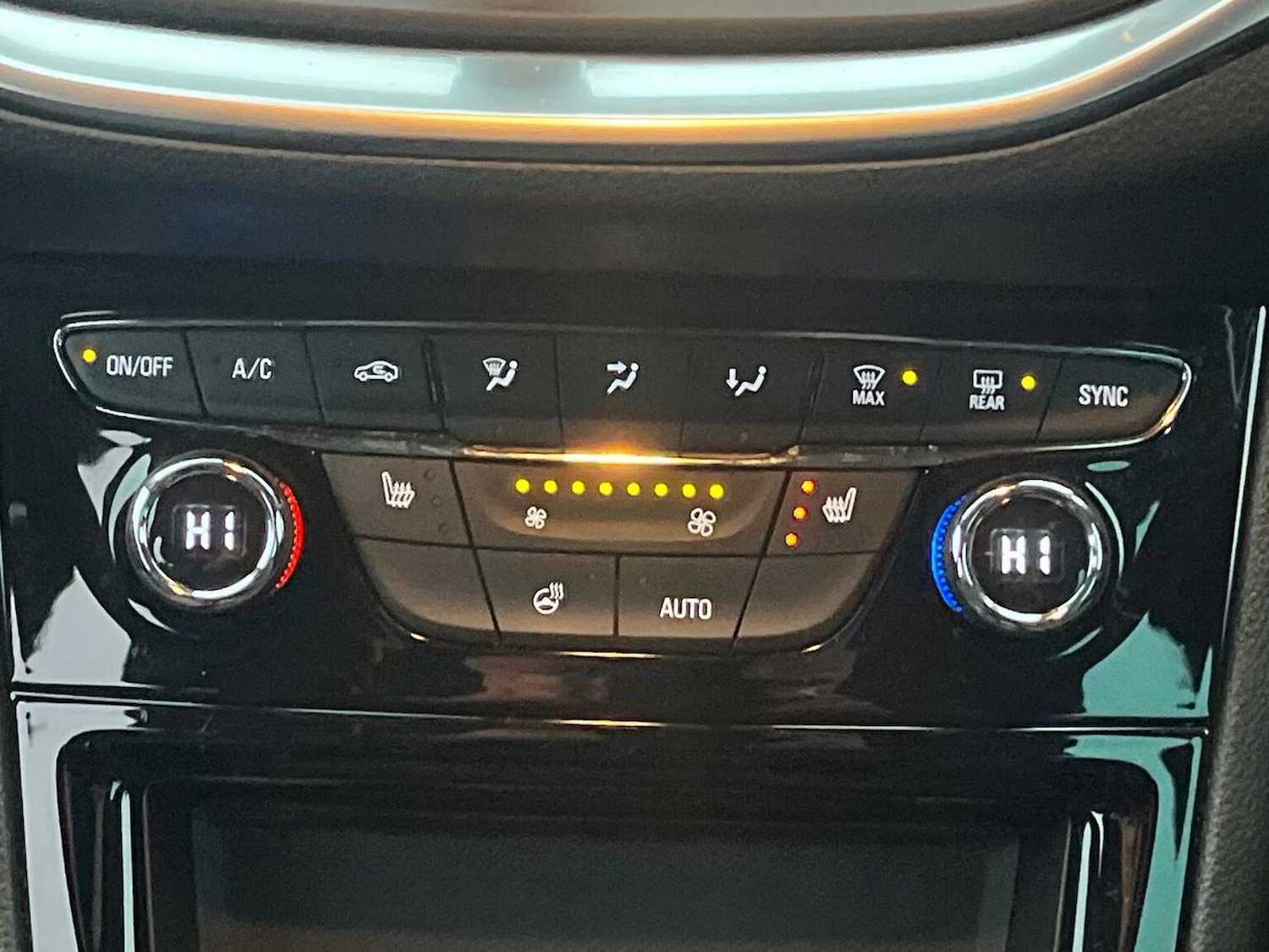 Used Vauxhall Astra 2021 for sale - 76986964: Photo 11