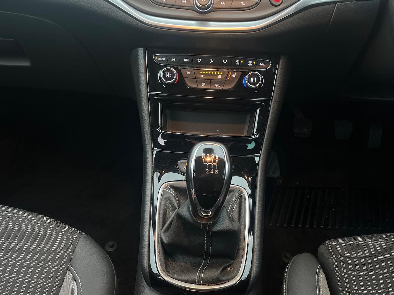 Used Vauxhall Astra 2021 for sale - 76986964: Photo 12