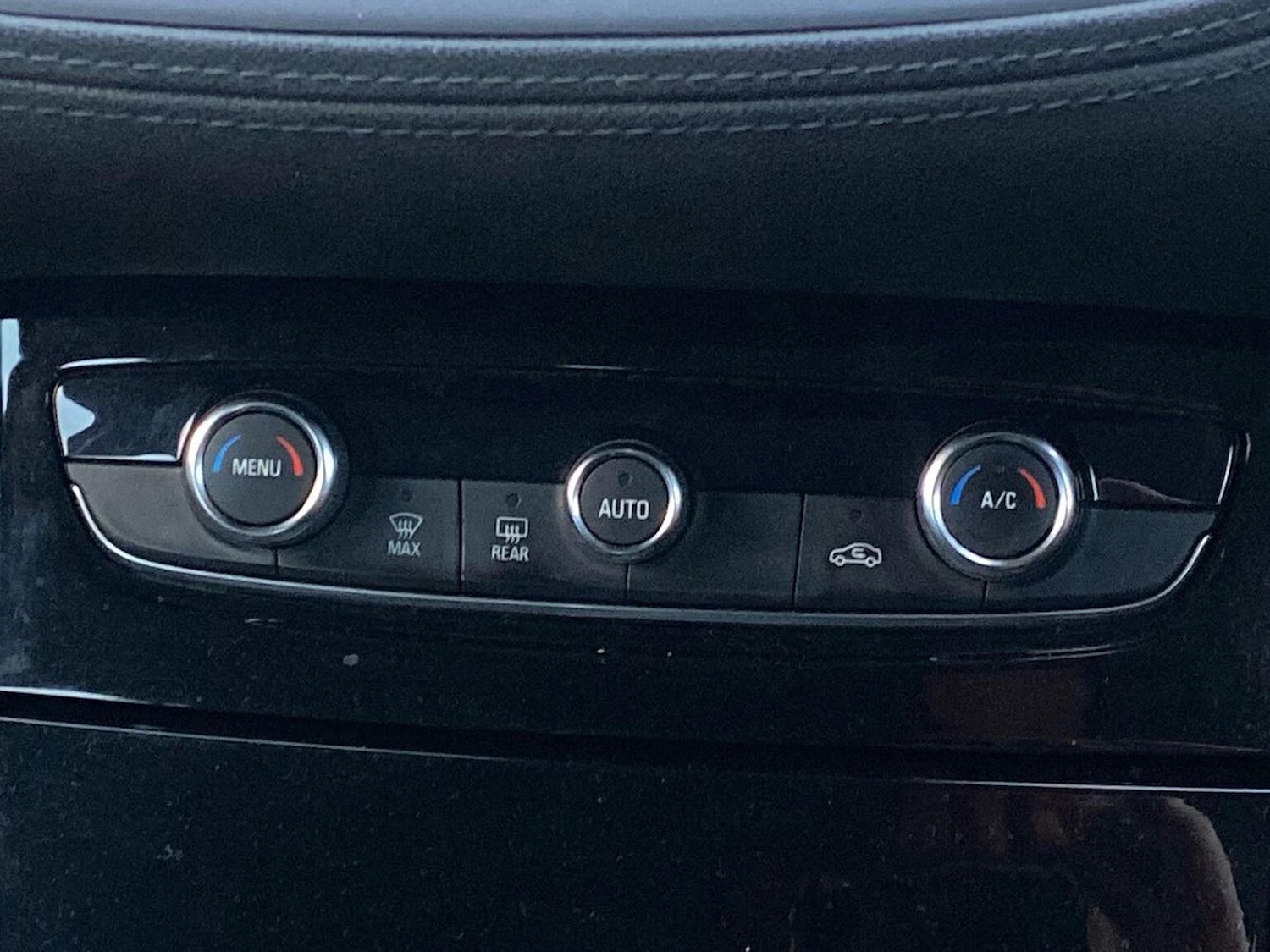 Used Vauxhall Grandland X 2019 for sale - 76741200: Photo 12