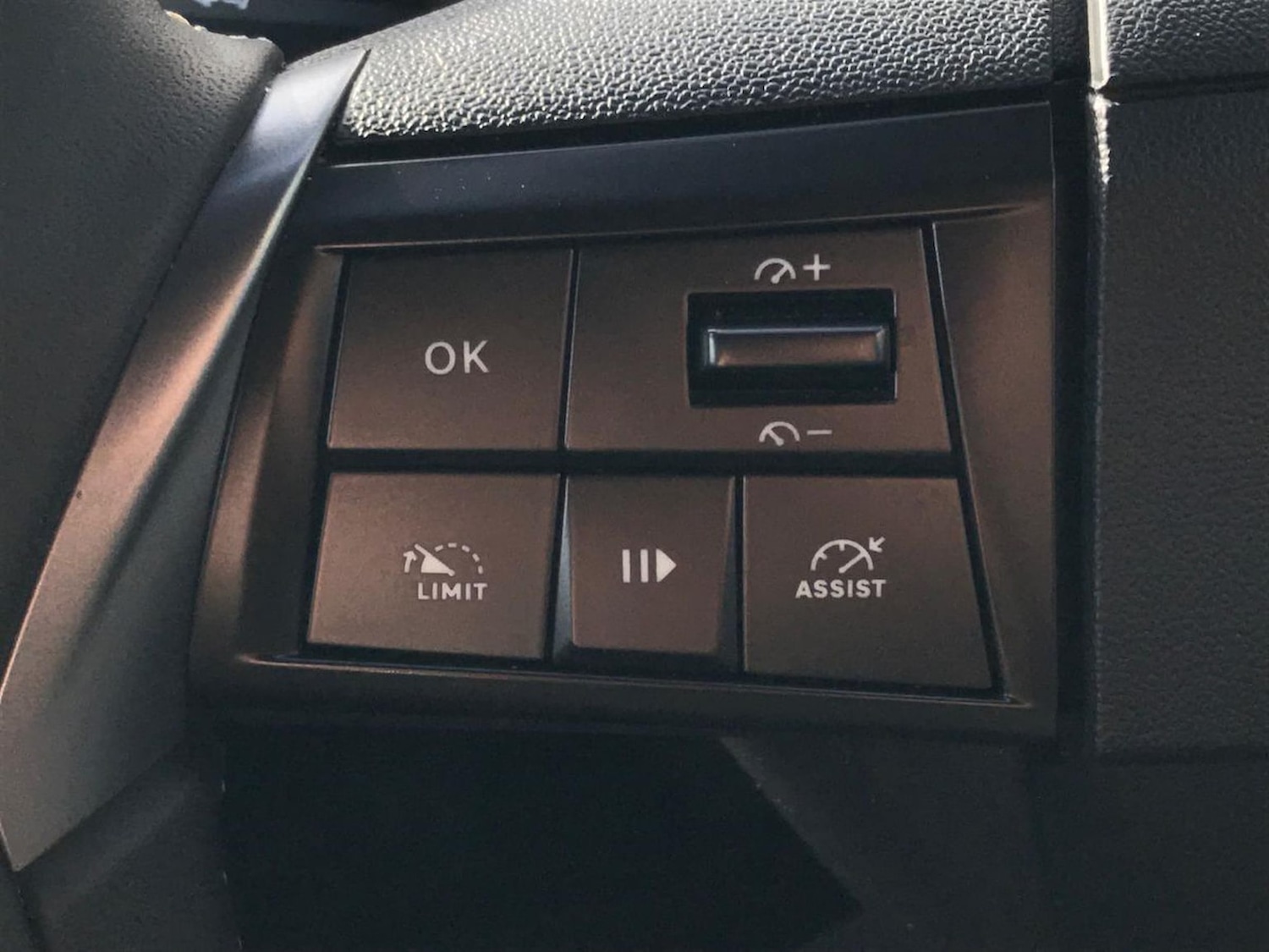 Used Vauxhall Mokka 2024 for sale - 78139582: Photo 28