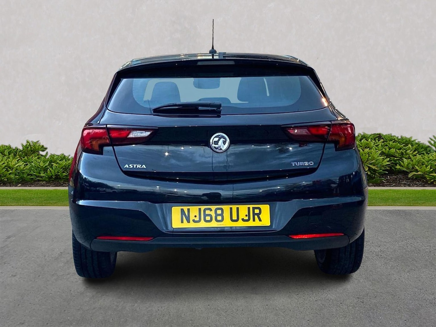 Used Vauxhall Astra 2018 for sale - 76591390: Photo 4