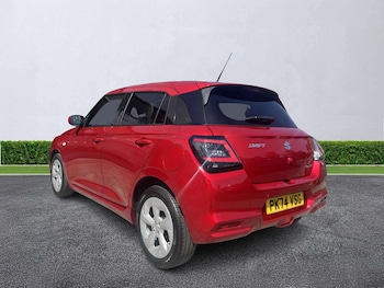 Used Suzuki Swift 2024 for sale - 79491004: Photo