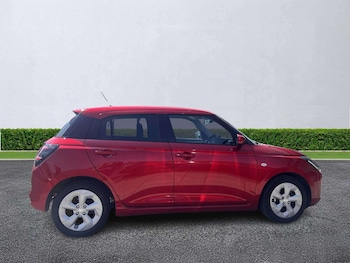 Used Suzuki Swift 2024 for sale - 79491004: Photo