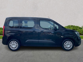 Used Vauxhall Combo Life 2021 for sale - 76566522: Photo