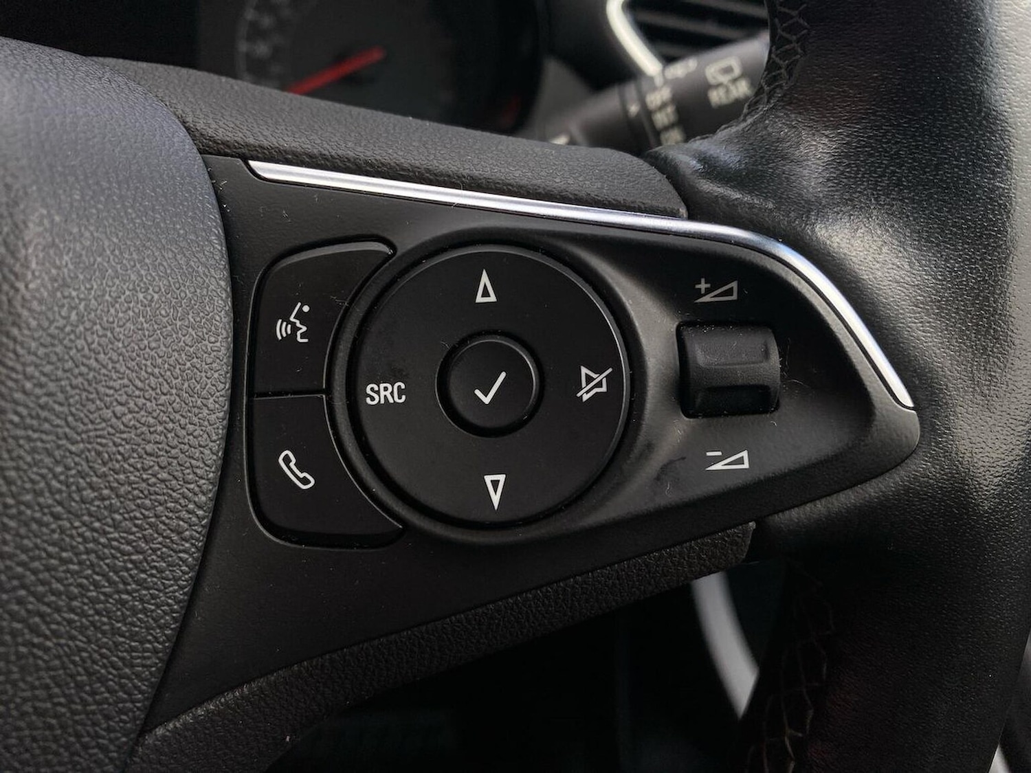 Used Vauxhall Crossland 2021 for sale - 76324585: Photo 23