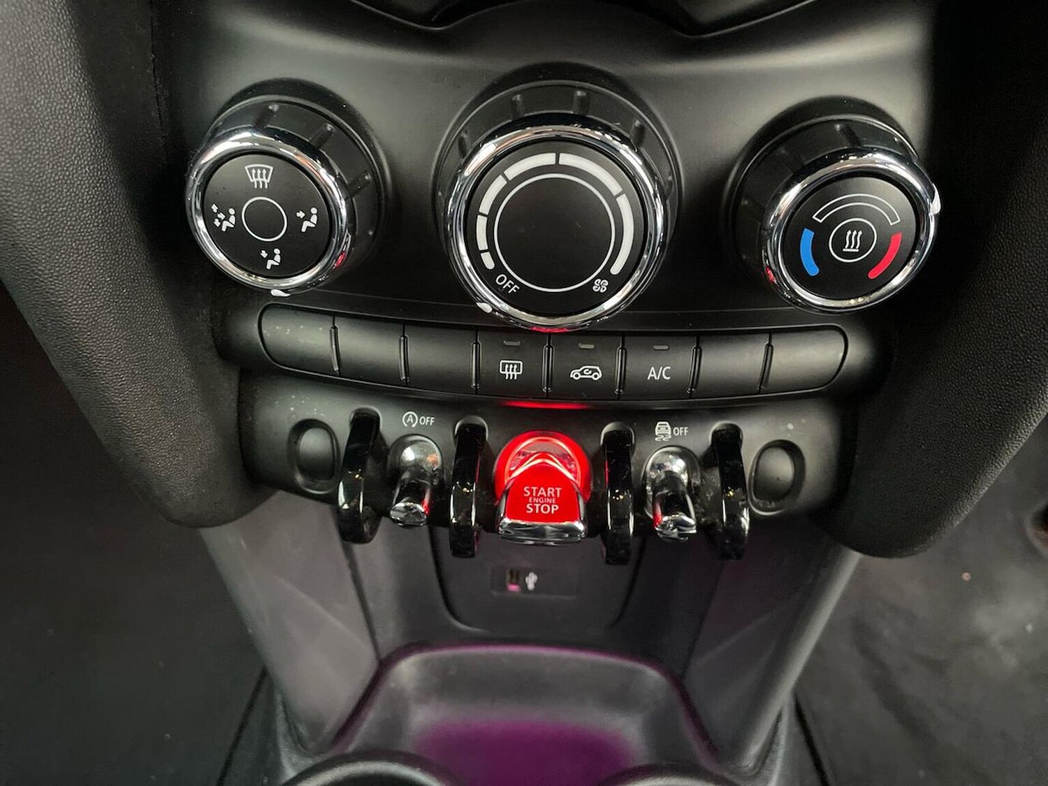 Used MINI Hatch 2019 for sale - 76719326: Photo 12