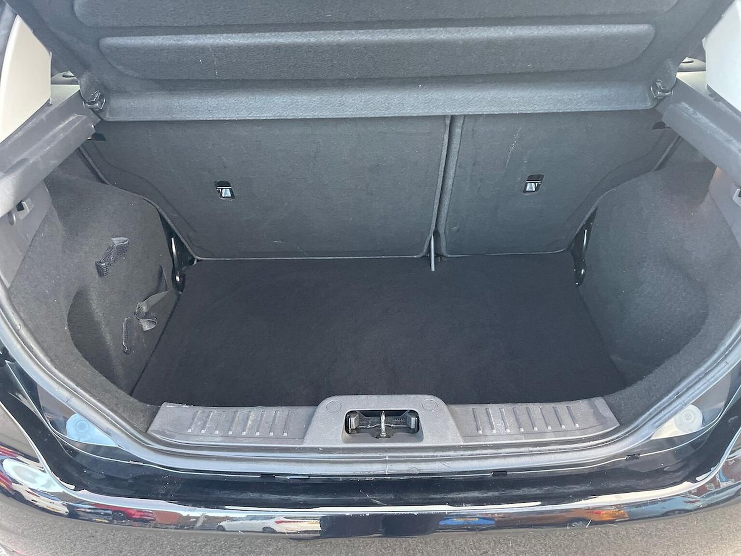 Used Ford Fiesta 2017 for sale - 76510732: Photo 17