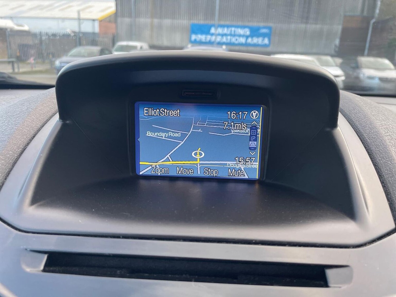 Used Ford Fiesta 2017 for sale - 76510732: Photo 24