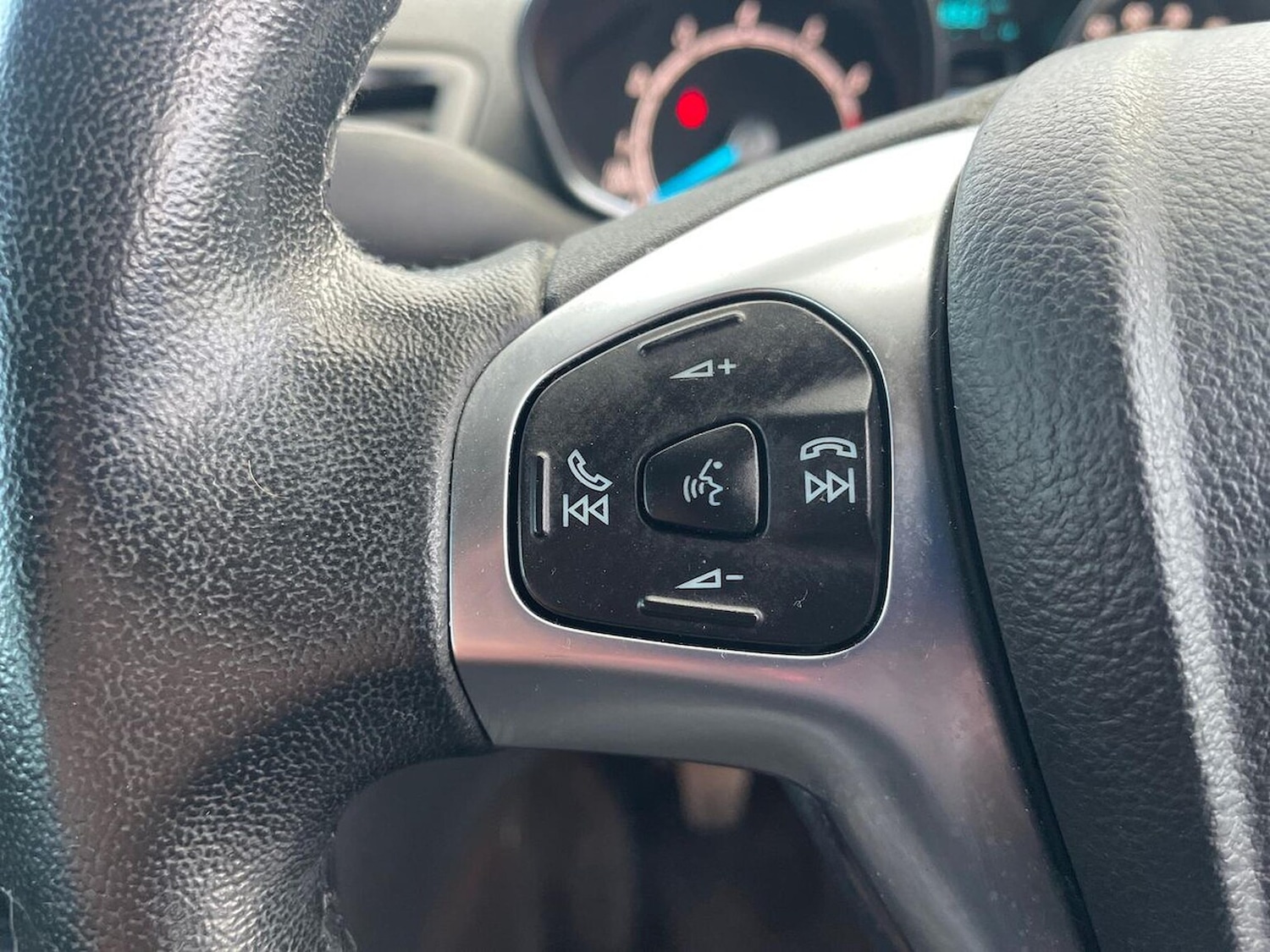 Used Ford Fiesta 2017 for sale - 76510732: Photo 25