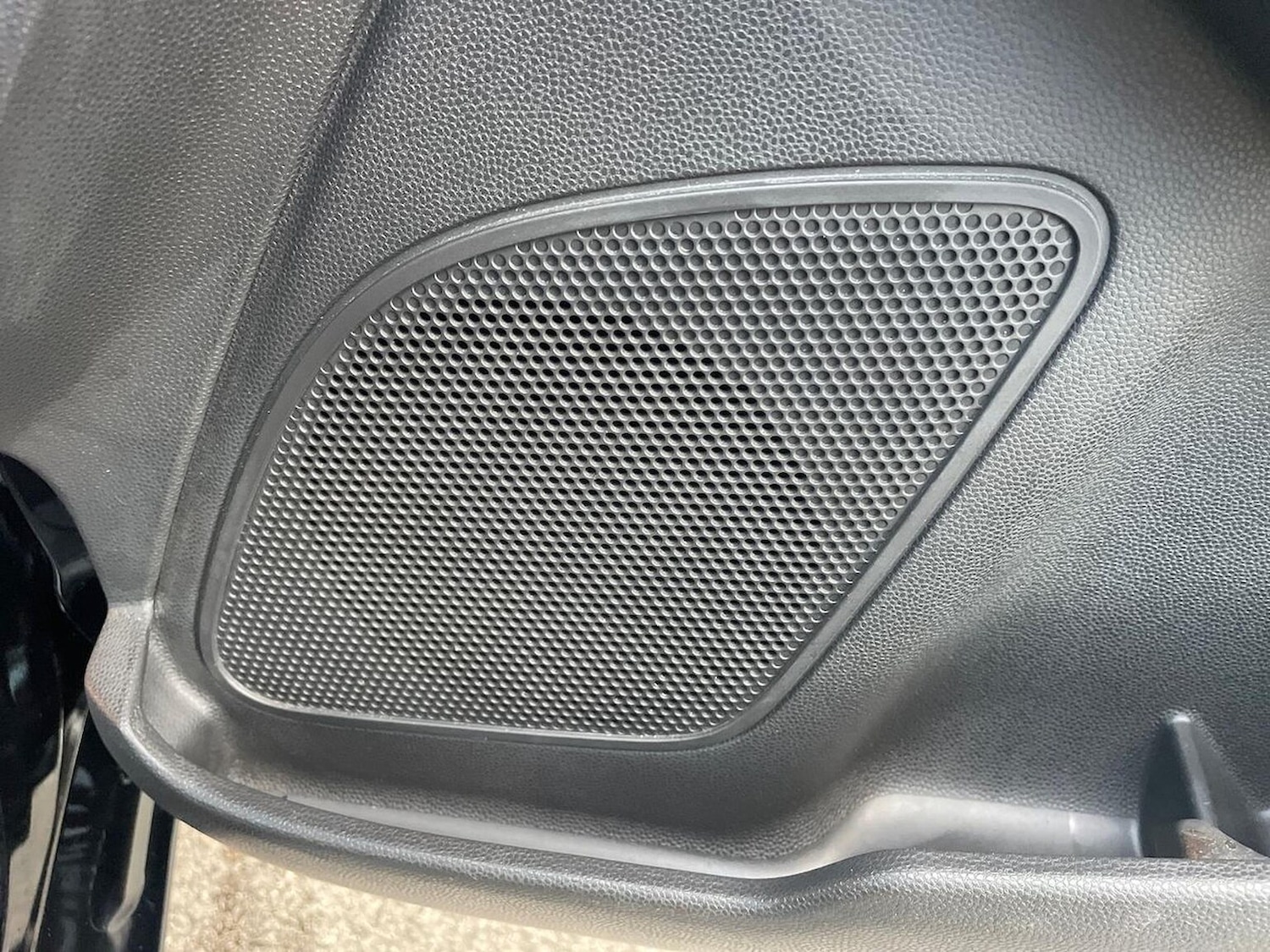 Used Ford Fiesta 2017 for sale - 76510732: Photo 29