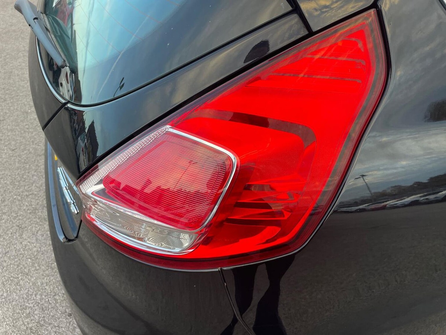 Used Ford Fiesta 2017 for sale - 76510732: Photo 31