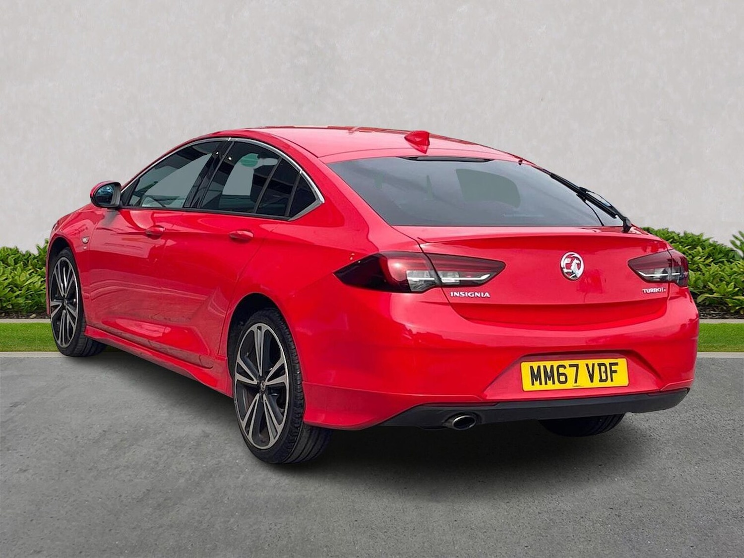 Used Vauxhall Insignia 2018 for sale - 76093625: Photo 2