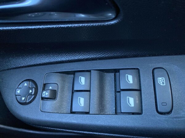 Used Vauxhall Corsa 2022 for sale - 76026122: Photo 21