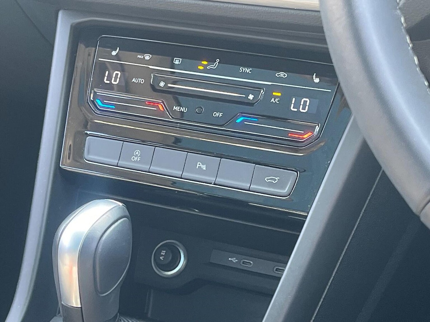 Used Volkswagen Touran 2024 for sale - 78198102: Photo 12