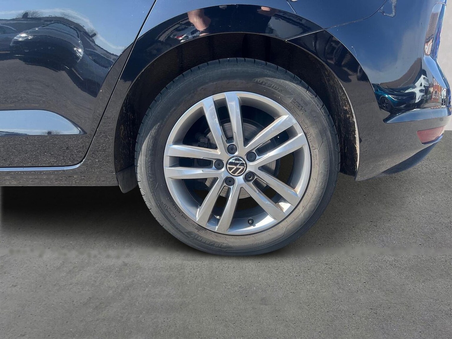 Used Volkswagen Touran 2024 for sale - 78198102: Photo 6