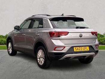 Used Volkswagen T-Roc 2023 for sale - 78616433: Photo