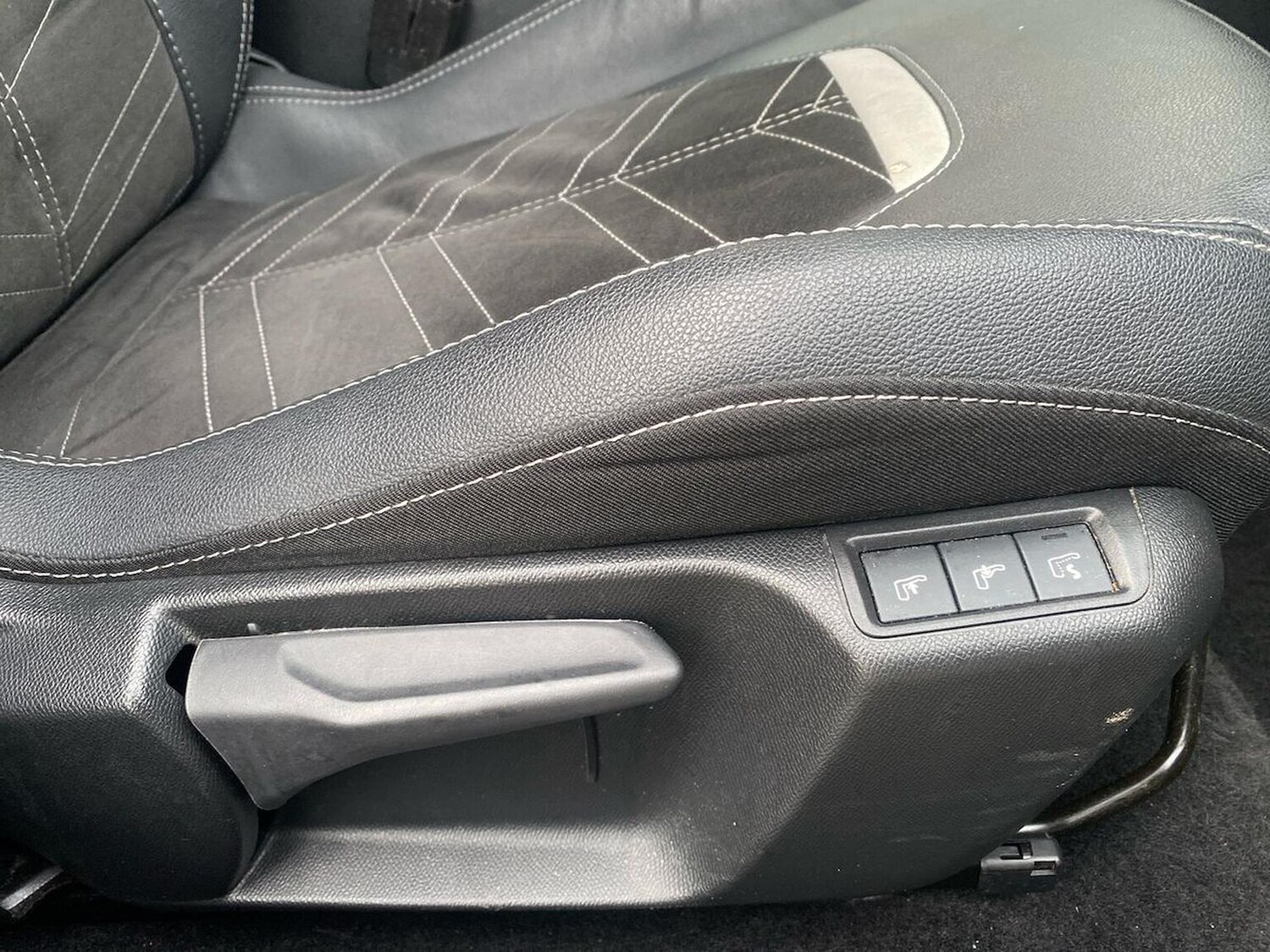 Used Vauxhall Mokka 2024 for sale - 76830656: Photo 30