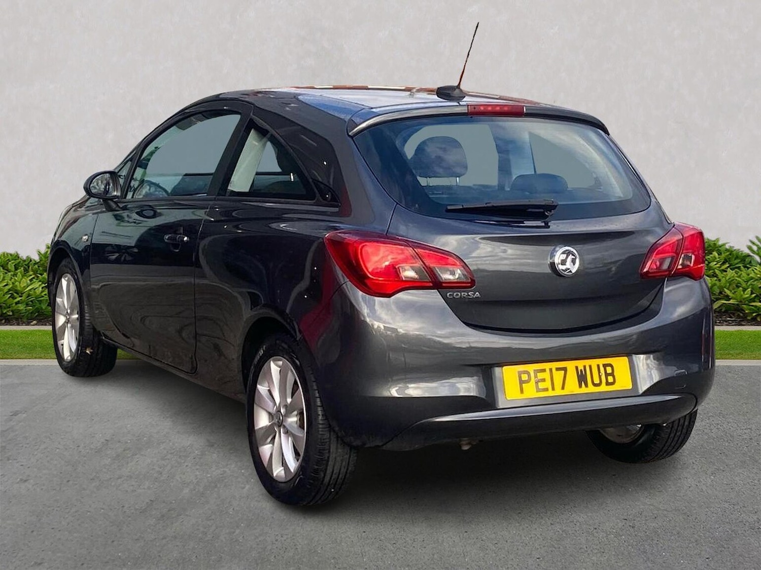 Used Vauxhall Corsa 2017 for sale - 76735626: Photo 2