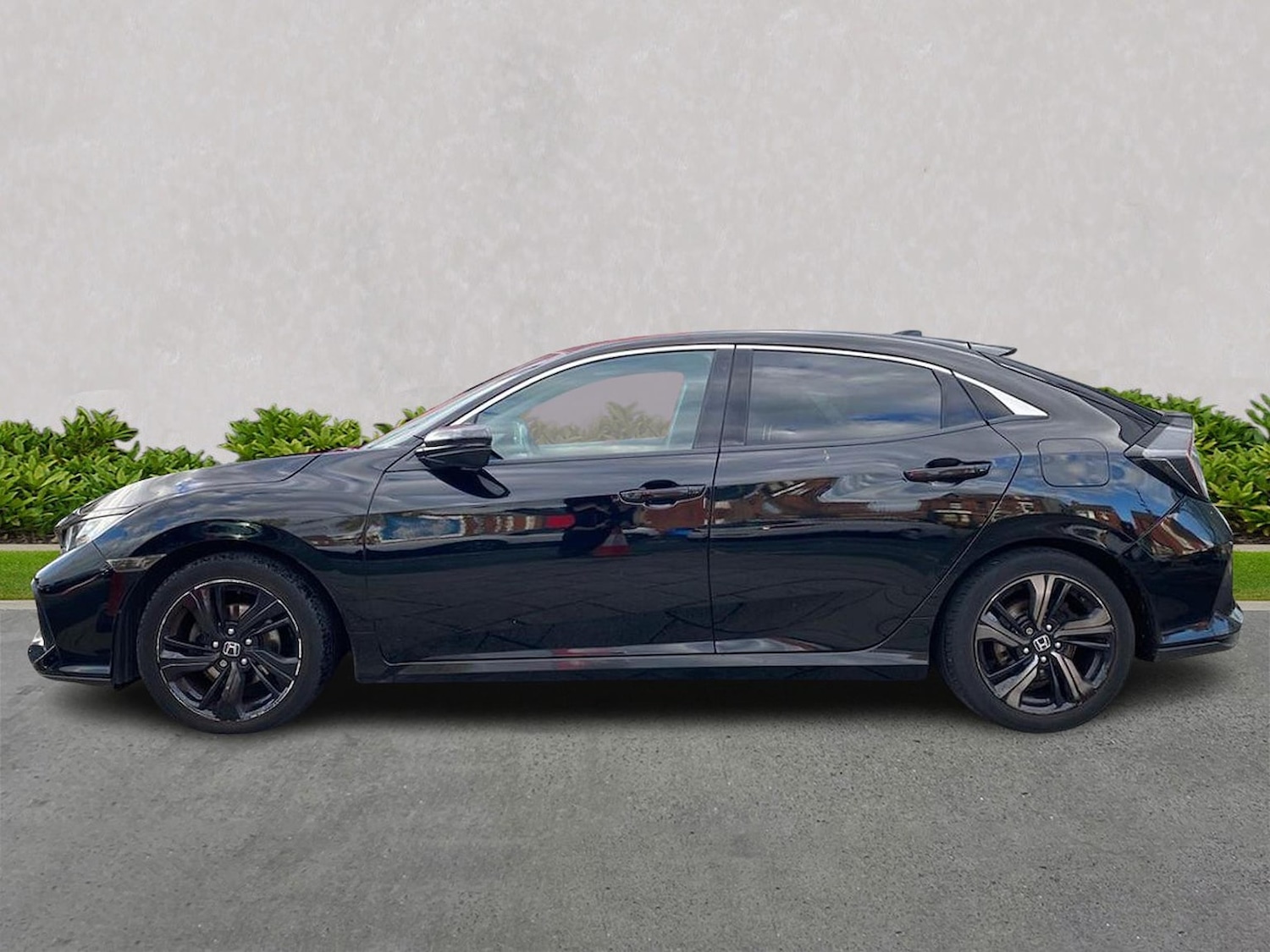 Used Honda Civic 2018 for sale - 76346973: Photo 19