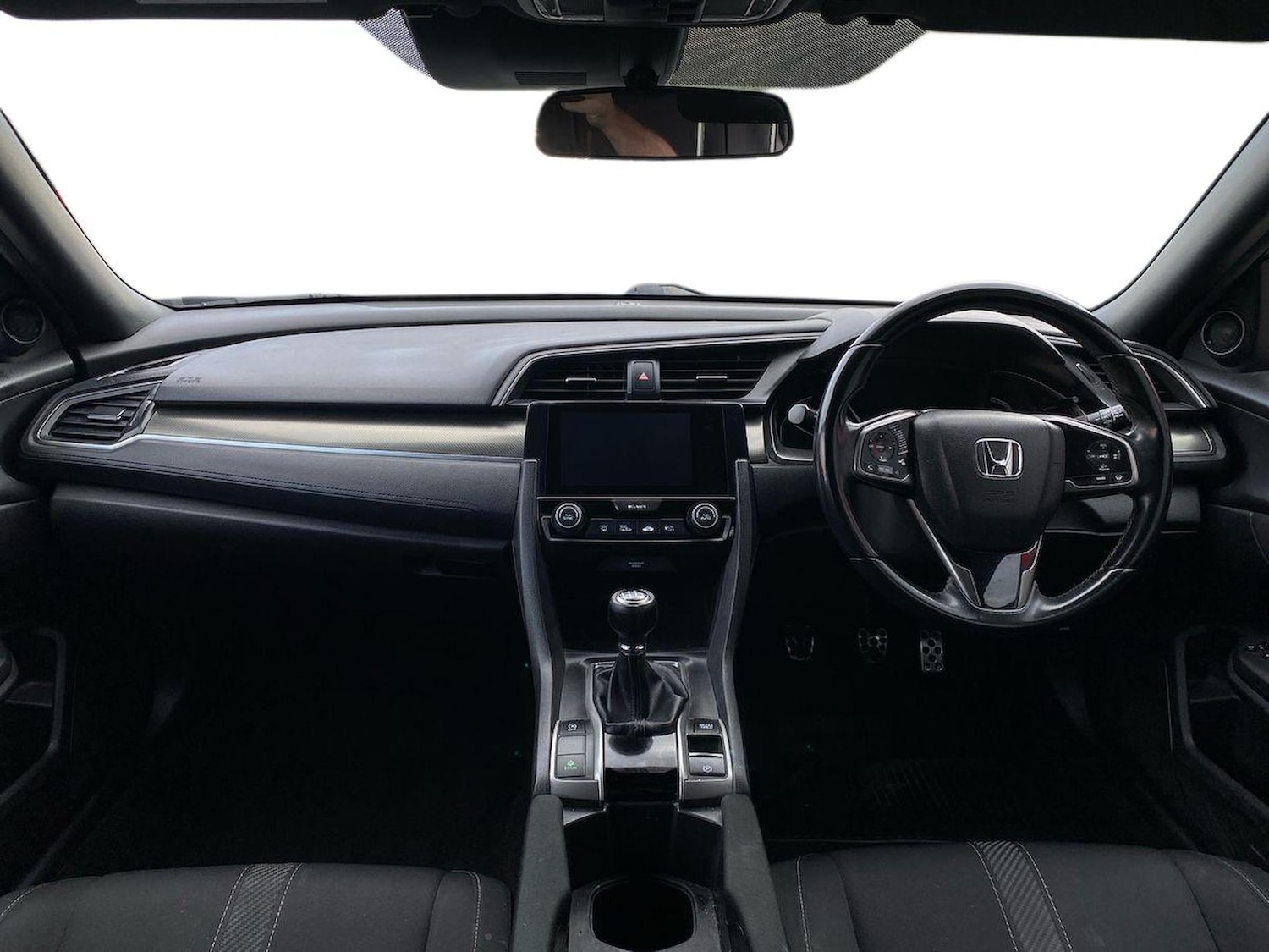 Used Honda Civic 2018 for sale - 76346973: Photo 8