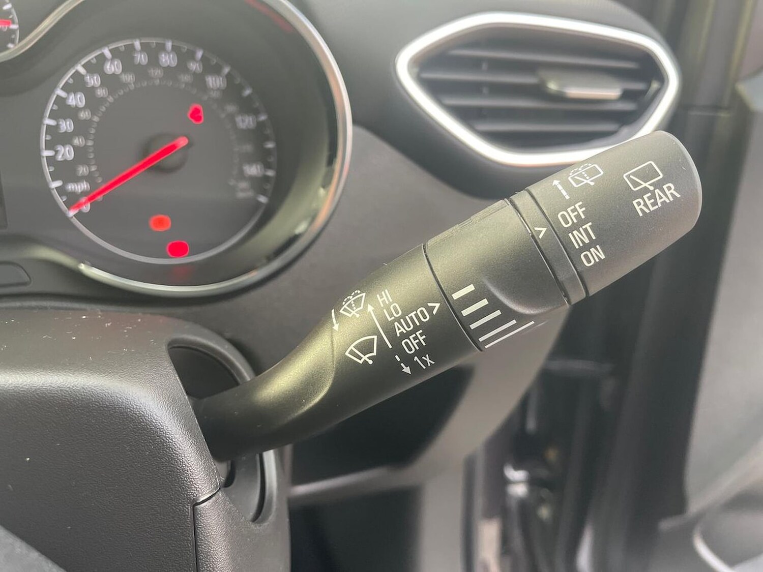 Used Vauxhall Crossland 2023 for sale - 76263296: Photo 28