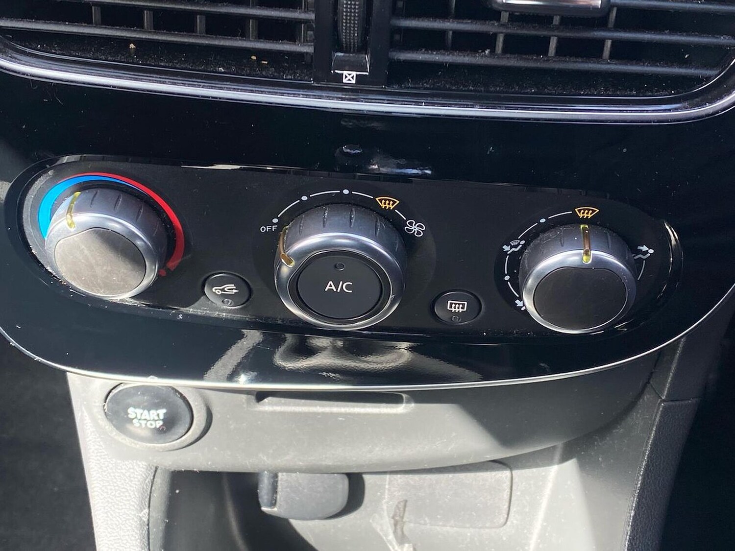 Used Renault Clio 2017 for sale - 78195492: Photo 12