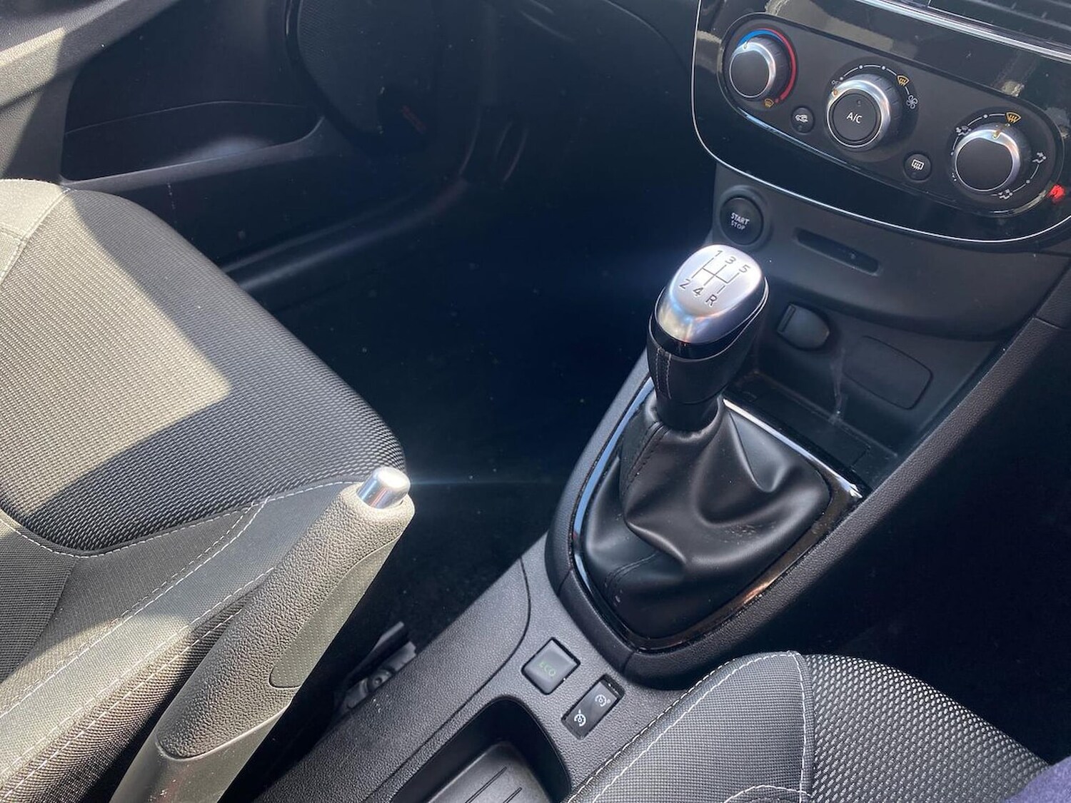 Used Renault Clio 2017 for sale - 78195492: Photo 13