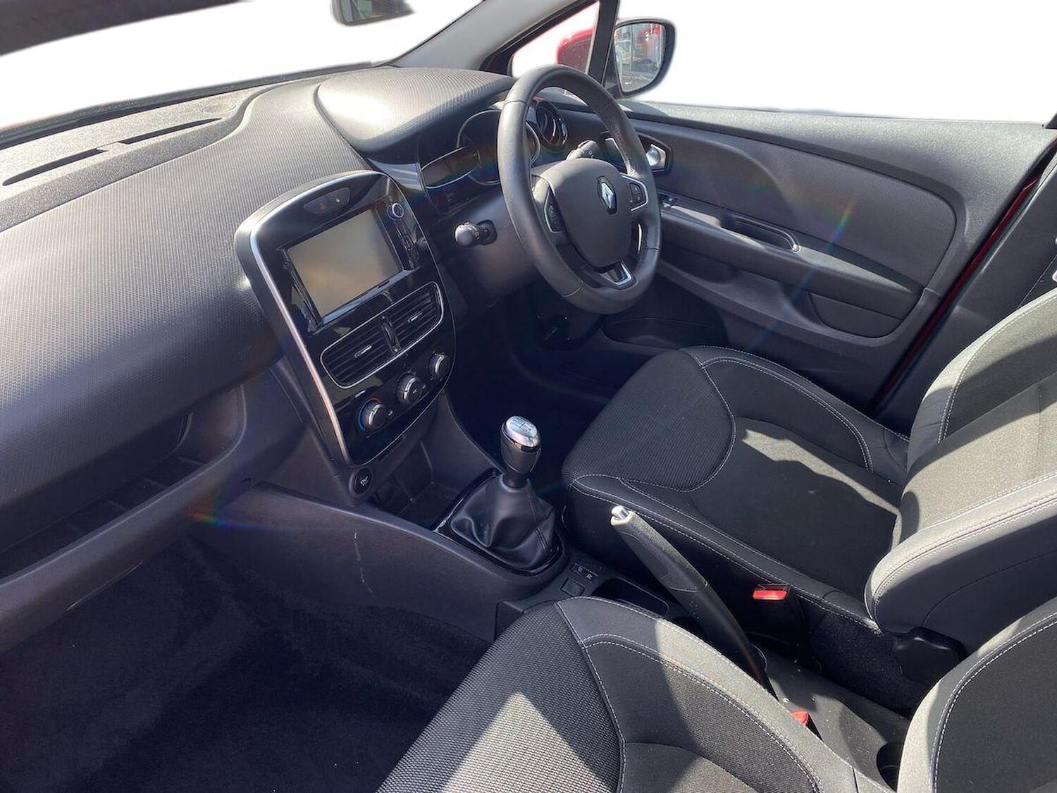 Used Renault Clio 2017 for sale - 78195492: Photo 7