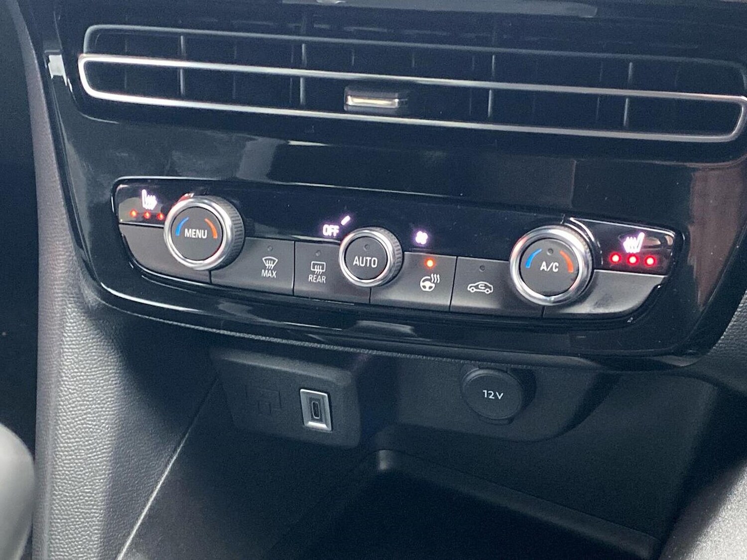 Used Vauxhall Mokka 2025 for sale - 77616763: Photo 12